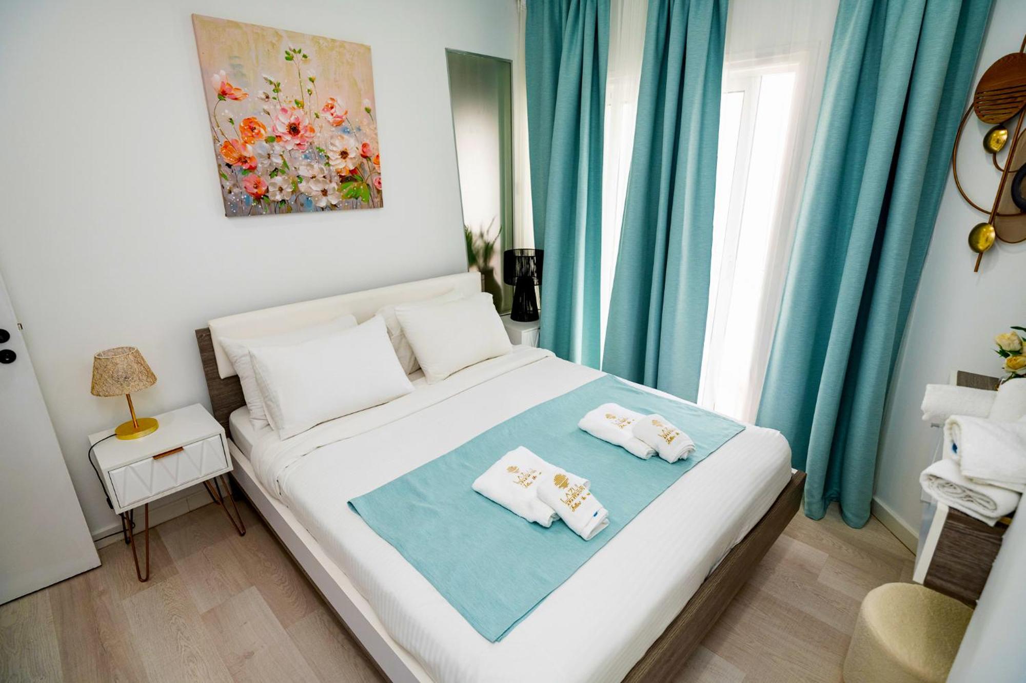 Lazuli Sea View Beachfront Ap 21 Ларнака Екстериор снимка